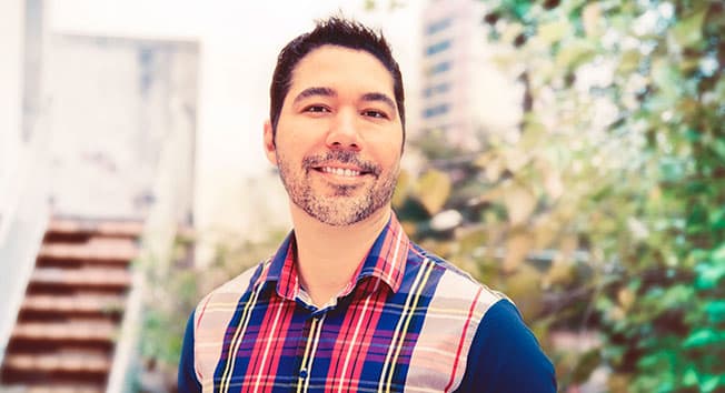 Autor do Curso Básico de Astrologia