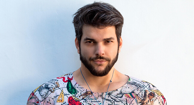 Autor do Curso Básico de Tarot